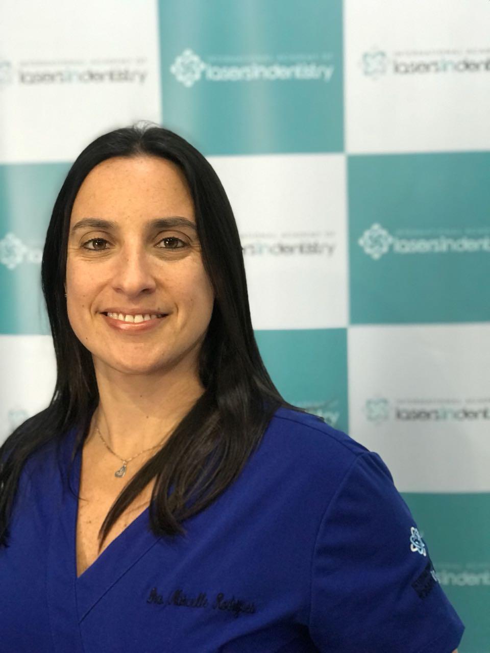 Profa. Marcelle Rodrigues